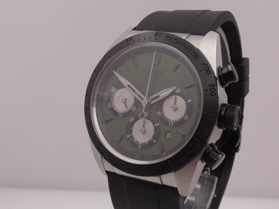 Cronografo Tudor Fastrider 42010N GREEN DIAL 42mm LIKE NEW With PAPERS Anno 2019 Automatico - immagine 9