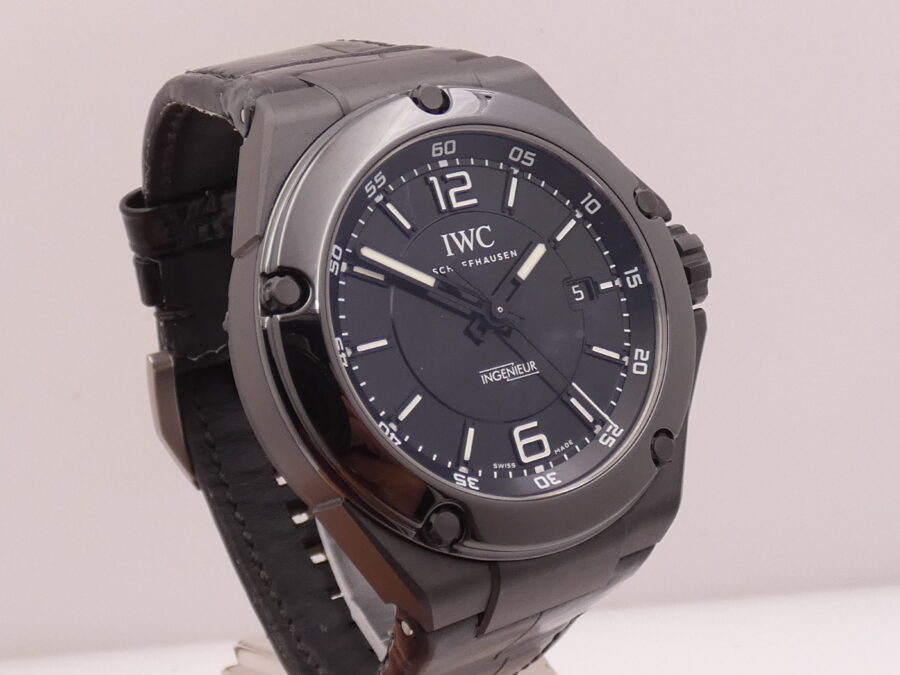 IWC Ingenieur AMG Black Series Ceramic LIKE NEW With PAPERS Anno 2019 Automatico Date Ref. IW322503 - immagine 11