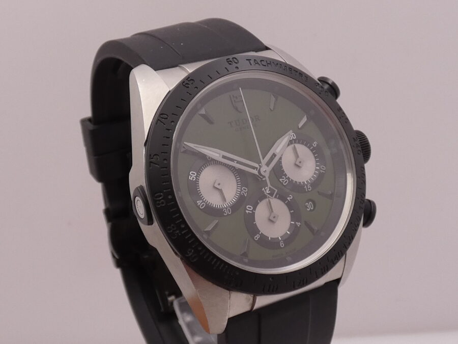 Cronografo Tudor Fastrider 42010N GREEN DIAL 42mm LIKE NEW With PAPERS Anno 2019 Automatico - immagine 10