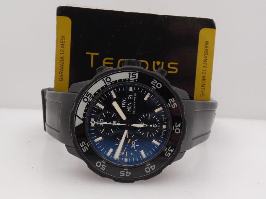 Cronografo IWC Aquatimer Galapagos Island 44mm 3767 Black PVD Automatico Day-Date v Tributo alla Fondazione Charles Darwin - immagine 2