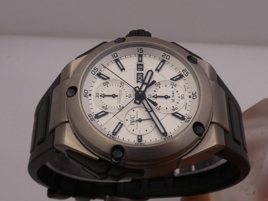 Cronografo IWC Ingenieur Double Titanio Rattrapante Split Second Day-Date IW3865 Automatico