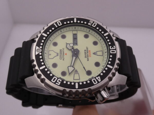 Citizen Promaster Marine Aqualand Day-Date LIKE NEW BOX&PAPERS Anno 2025 Automatico Acciaio NY0040-09W