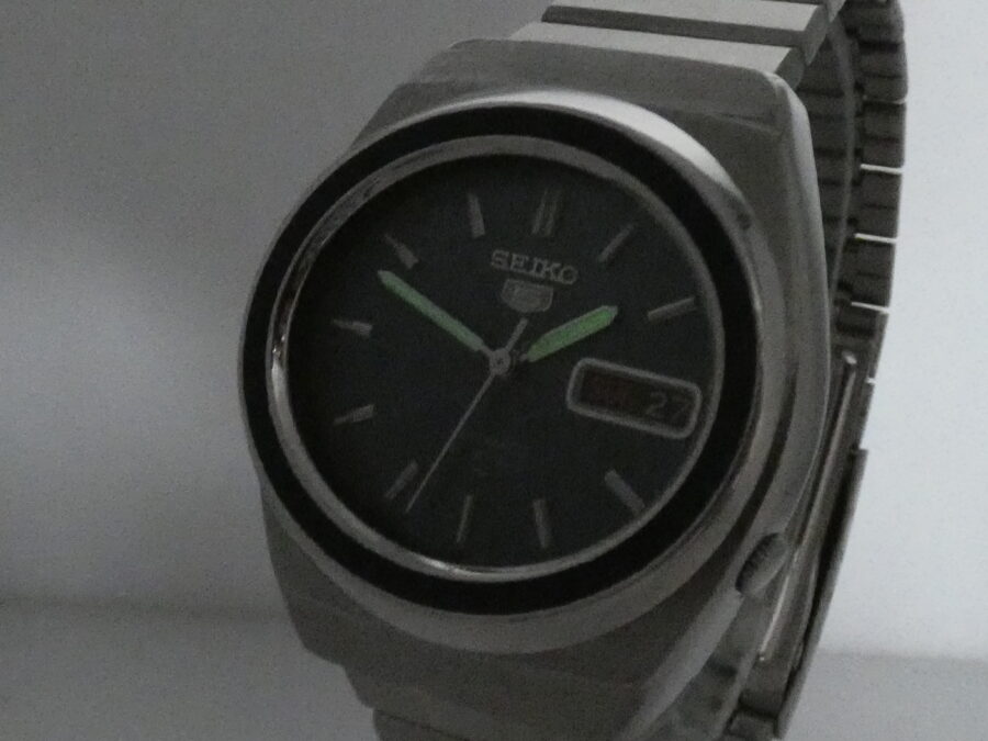 Seiko 5 Day-Date 7019 Automatico Anni 70 Braccialato - immagine 11