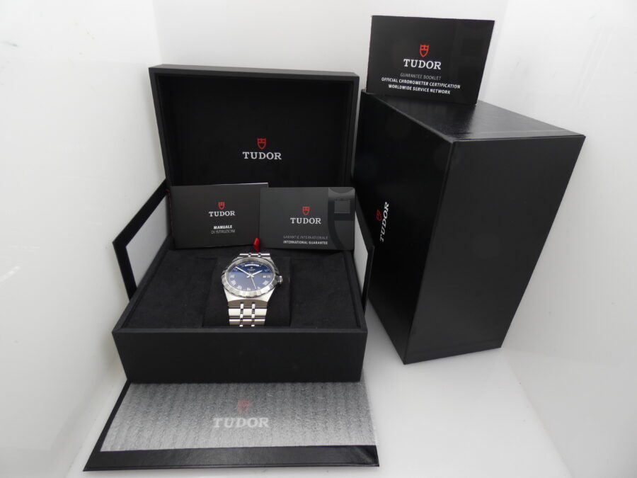 Tudor Royal Day-Date 28600 LIKE NEW BOX&PAPERS ITALY 2023 Automatico Lunetta Thunderbird Bracciale Jubille Acciaio - immagine 13