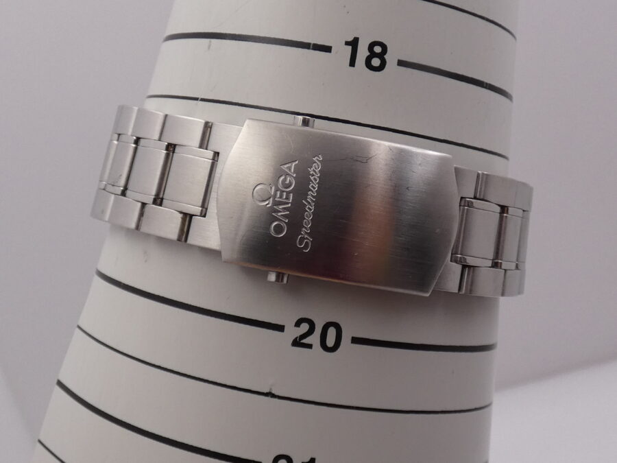 Cronografo Omega Speedmaster Broad Arrow Co-Axial 44mm With PAPERS TOP CONDITION Automatico Braccialato - immagine 15