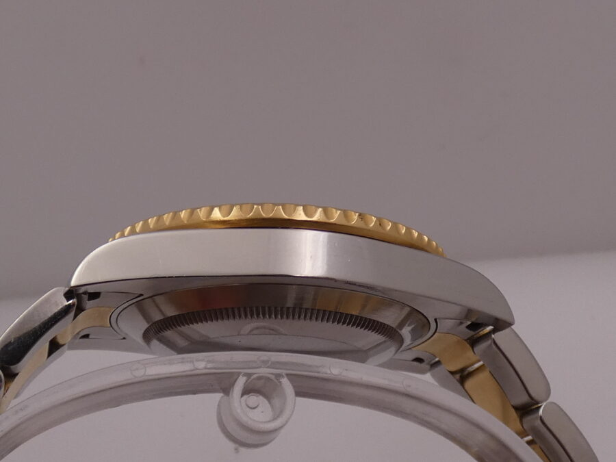 Rolex Submariner Date 116613LN Oro massiccio & Acciaio 18Kt BOX&PAPERS Anno 2011 Automatico - immagine 16