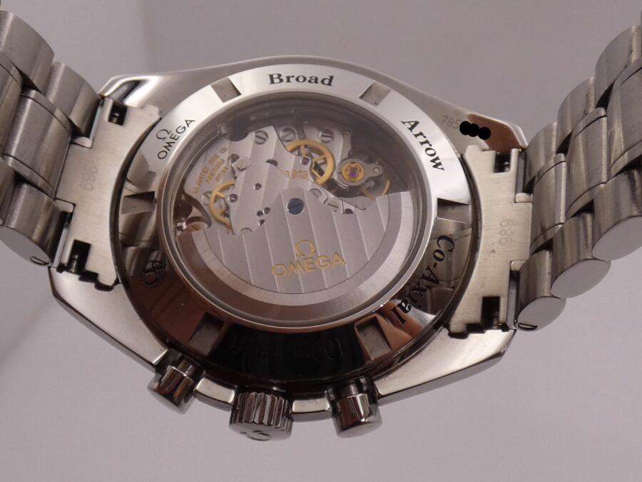 Cronografo Omega Speedmaster Broad Arrow Co-Axial 44mm With PAPERS TOP CONDITION Automatico Braccialato - immagine 18