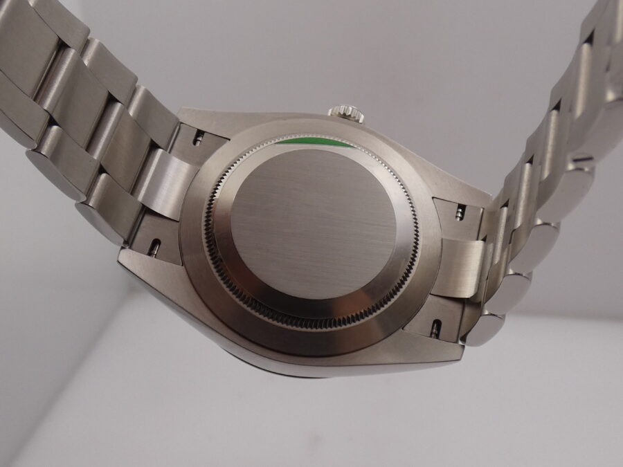 Rolex Oyster Perpetual 41 124300 GREEN NEW Anno 2025 Full Set Italia NEW BOX Automatico Mai indossato - immagine 18