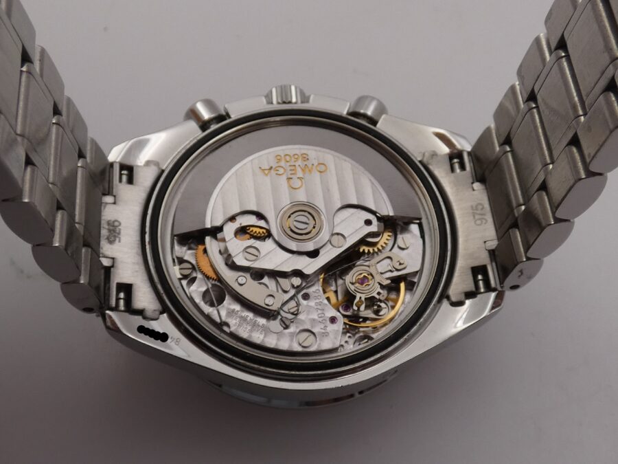 Cronografo Omega Speedmaster Day Date Triple Date LIKE NEW WITH PAPERS Anno 2011 Automatico Acciaio - immagine 34
