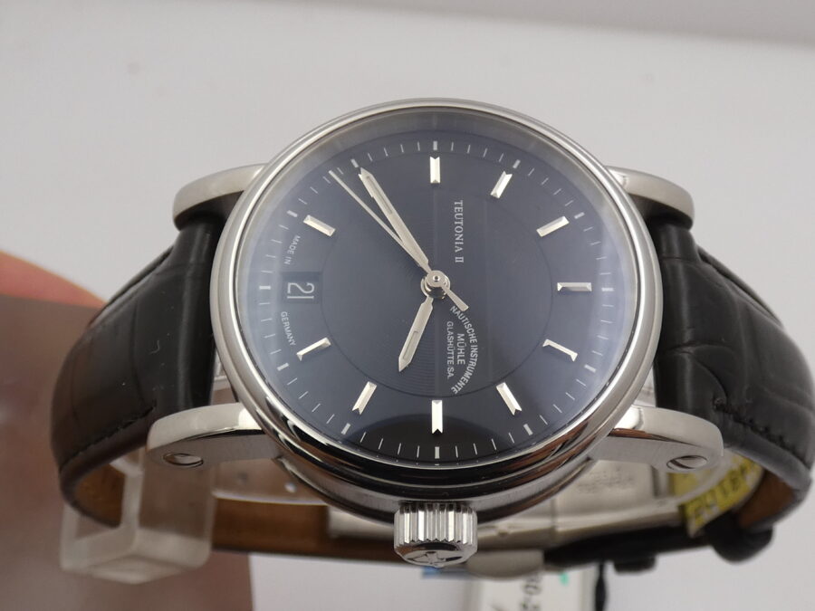 Mühle Glashütte Teutonia II Medium NEW BOX&PAPERS Acciaio Automatico Edizione Limitata Mai Indossato - immagine 4