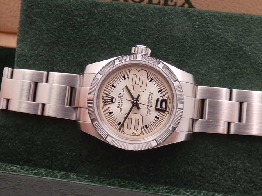 Rolex Oyster Perpetual Lady 26mm 176210 WITH PAPERS & TAG PRICE Anno 2008 Automatico Thunderbird Bezel - immagine 4