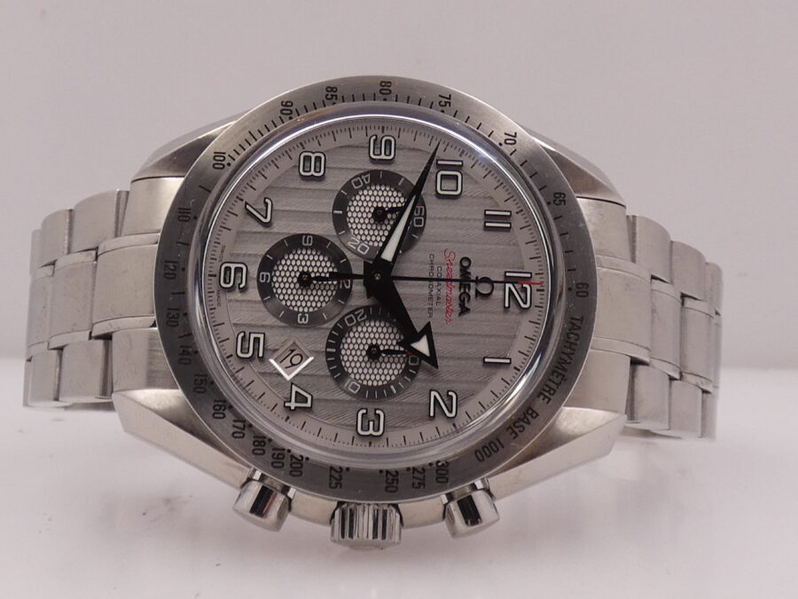 Cronografo Omega Speedmaster Broad Arrow Co-Axial 44mm With PAPERS TOP CONDITION Automatico Braccialato - immagine 6