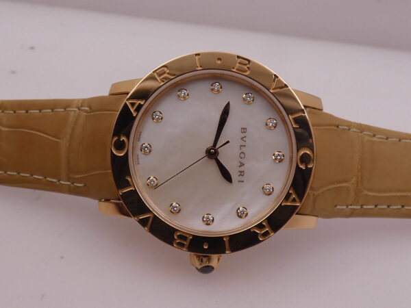 Bulgari Bulgari N.O. S. Oro Rosa 18Kt M.O.P. & DIAMOND Dial Automatic BOX&PAPERS New Old Stock BBLP33G WOMEN WATCH For Ladies