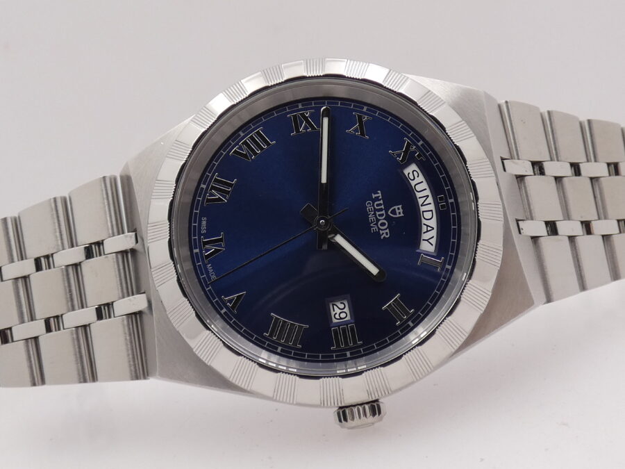 Tudor Royal Day-Date 28600 LIKE NEW BOX&PAPERS ITALY 2023 Automatico Lunetta Thunderbird Bracciale Jubille Acciaio - immagine 8