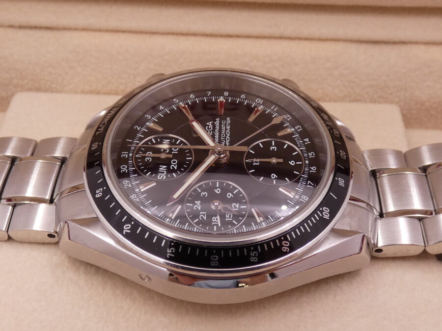 Cronografo Omega Speedmaster Day Date Triple Date LIKE NEW WITH PAPERS Anno 2011 Automatico Acciaio - immagine 27