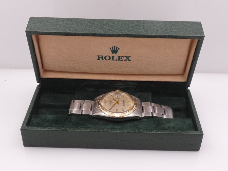 Rolex Datejust 36 1601 LINEN DIAL Lunetta Oro Massiccio 18Kt TOP CONDITION Anno 1973 Mai Lucidato - immagine 11