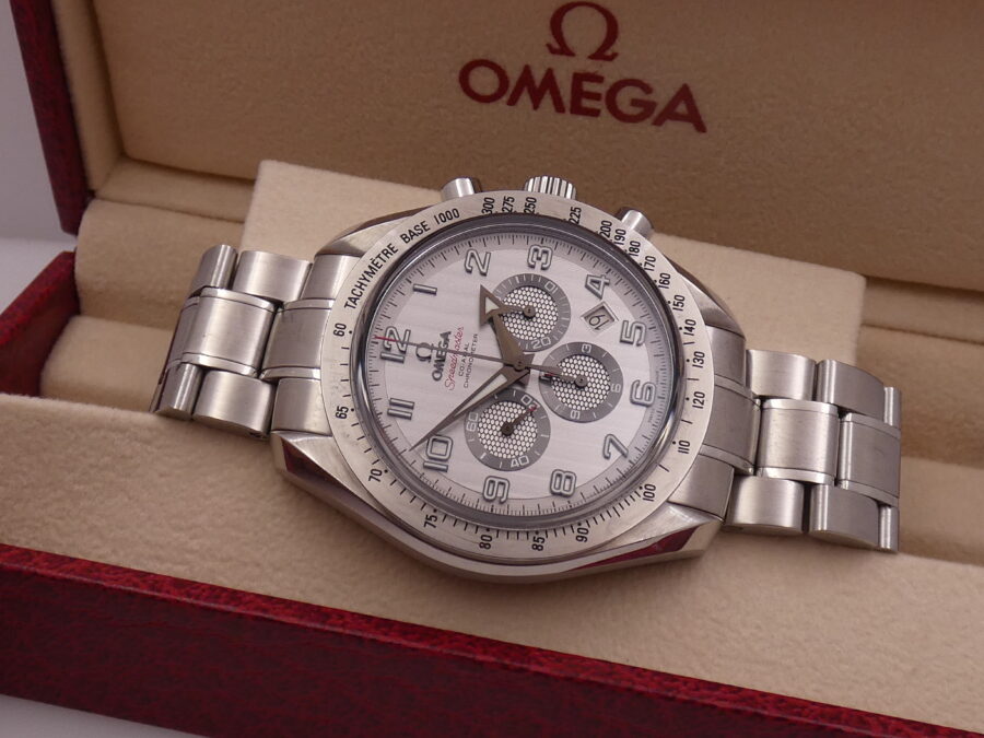 Cronografo Omega Speedmaster Broad Arrow Co-Axial 44mm With PAPERS TOP CONDITION Automatico Braccialato - immagine 11