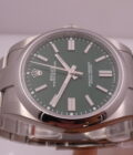 Rolex Oyster Perpetual 41 124300 GREEN FULL STICKERED Anno 2021 BOX&PAPERS Automatico Acciaio