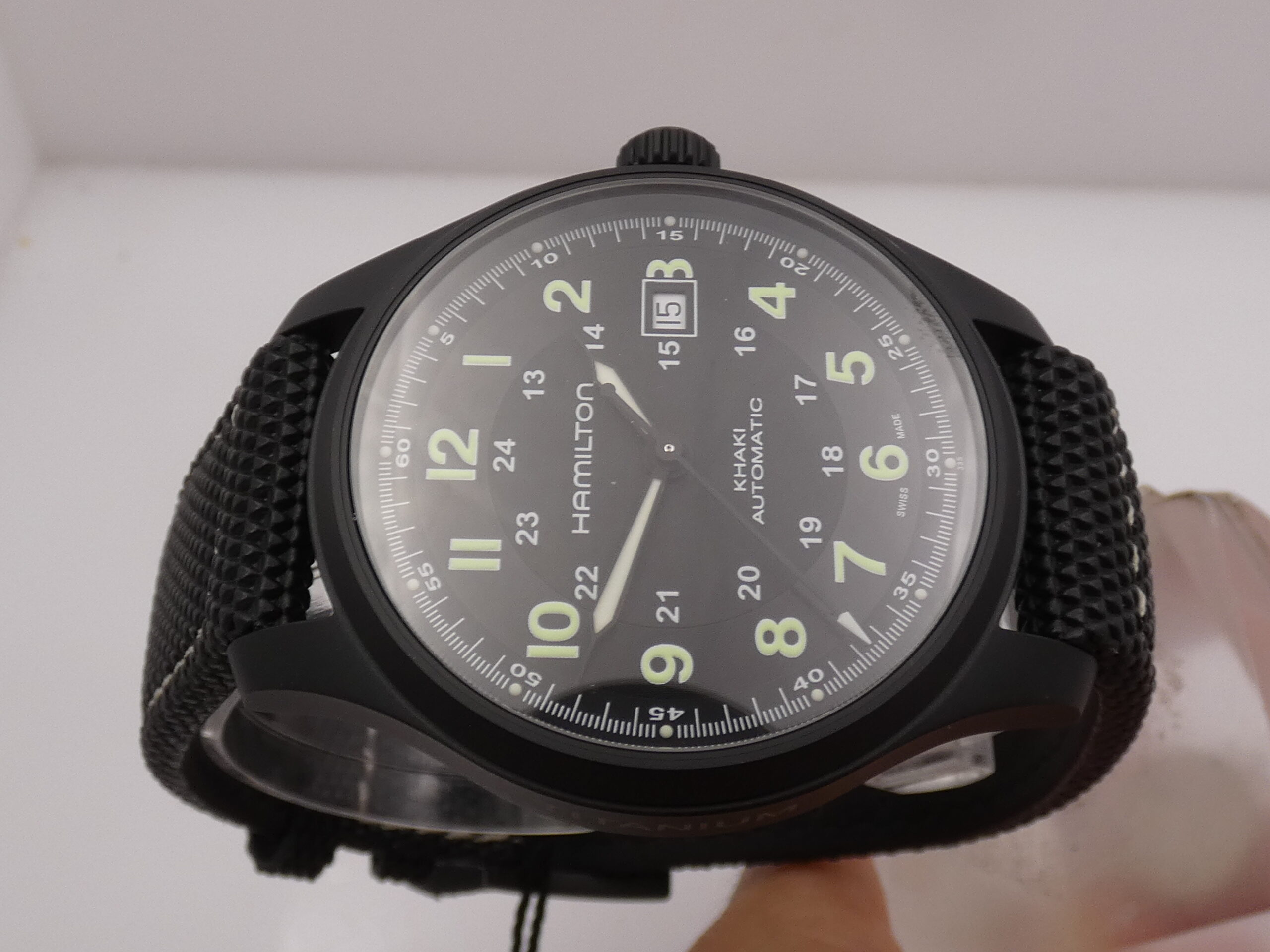 Hamilton Khaki Field Titanio H705757 NEW BOX&PAPERS Automatico MAI INDOSSATO Black PVD