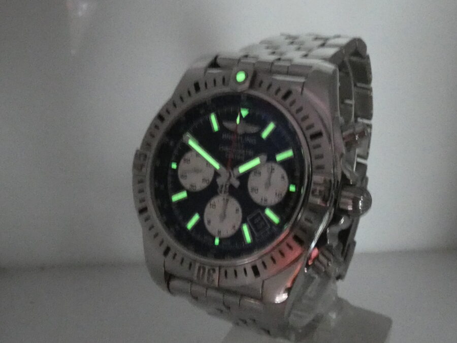 Breitling Chronomat Chronograph 44 Airborne AB0115 With PAPERS Automatic Top Condition YEAR 2015 With Bracelet Edition Speciale 30° Anniversaire Chronometre Certifie - immagine 11