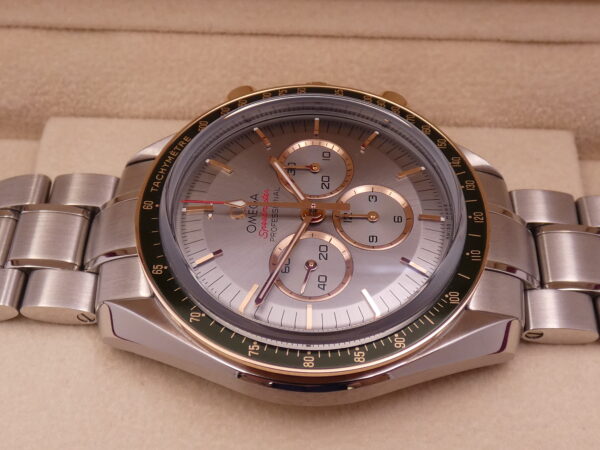 Cronografo Omega Speedmaster Tokyo 2020 LIKE NEW Oro Sedna 18Kt & Acciaio GREEN BEZEL With BOX Olympic Collection Edizione Limitata 2020pz