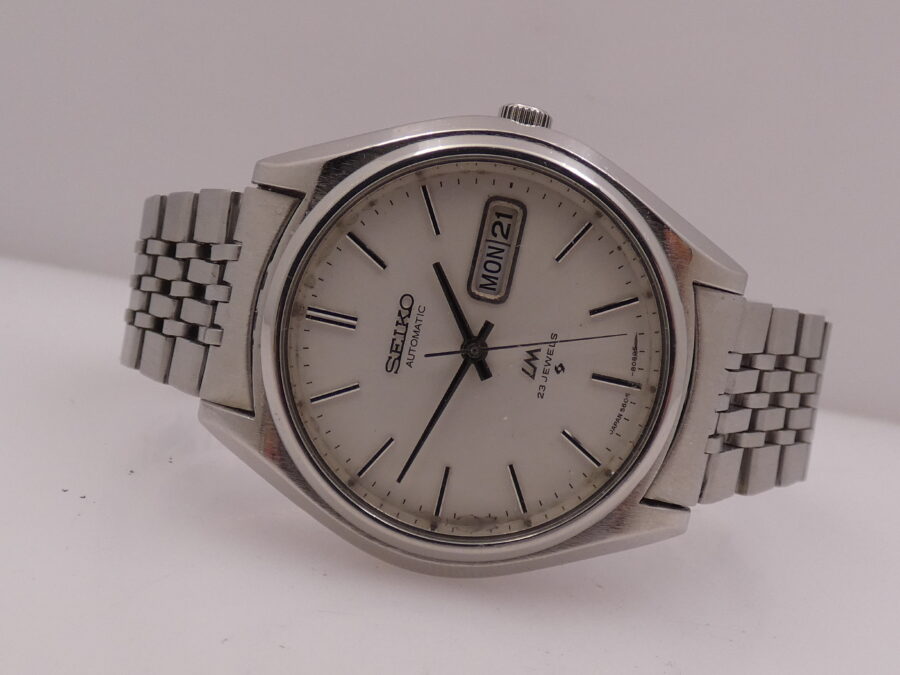 Seiko Lord Matic Day-Date Automatico Anni 70 Acciaio Braccialato Ref. 5606-8051 - immagine 6