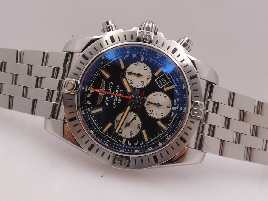 Breitling Chronomat Chronograph 44 Airborne AB0115 With PAPERS Automatic Top Condition YEAR 2015 With Bracelet Edition Speciale 30° Anniversaire Chronometre Certifie - immagine 5