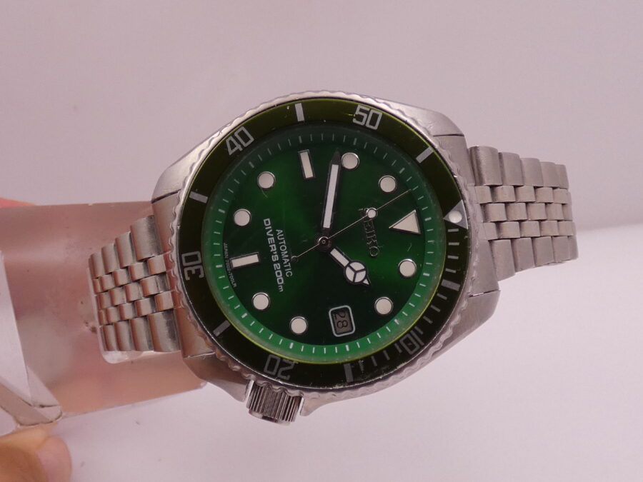 Seiko Scuba Diver's HULK Total Green 42mm Automatico Anno 1995 Braccialato Jubile Acciaio - immagine 8