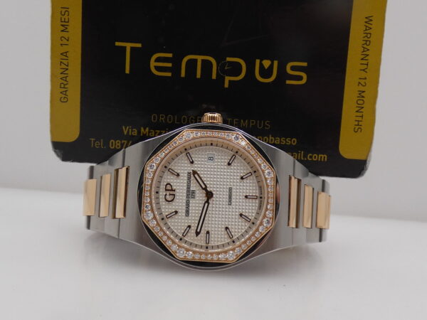 Girard Perregaux Laureato 34 Diamonds Bezel 0.82ct Acciaio & Oro Rosa 18Kt With PAPERS YEAR 2017 TOP CONDITION 56 Factory Diamonds FOR Ladies Ref. 80189D56A132-56A