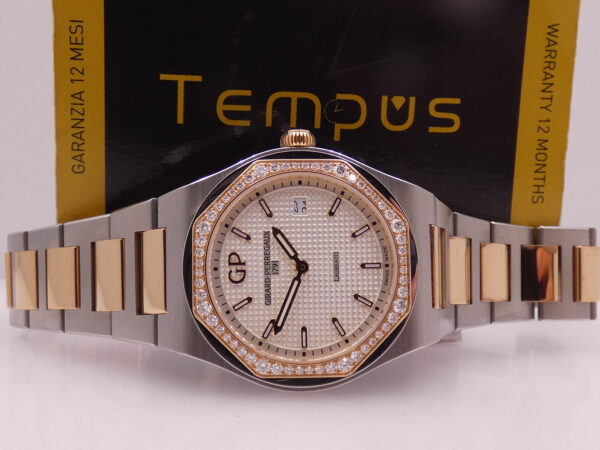 Girard Perregaux Laureato 34 Diamonds Bezel 0.82ct Acciaio & Oro Rosa 18Kt With PAPERS YEAR 2017 TOP CONDITION 56 Factory Diamonds FOR Ladies Ref. 80189D56A132-56A