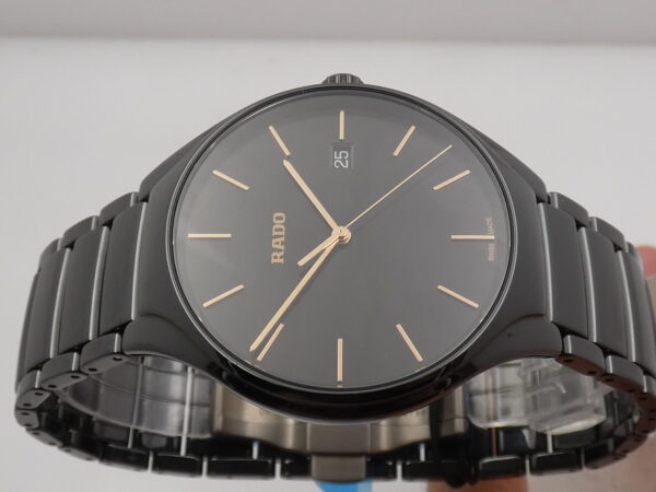 Rado True NEW BOX PAPERS & STICKERS Ceramica & Titanio Anno 2025 Mai Indossato Ref. R27238162