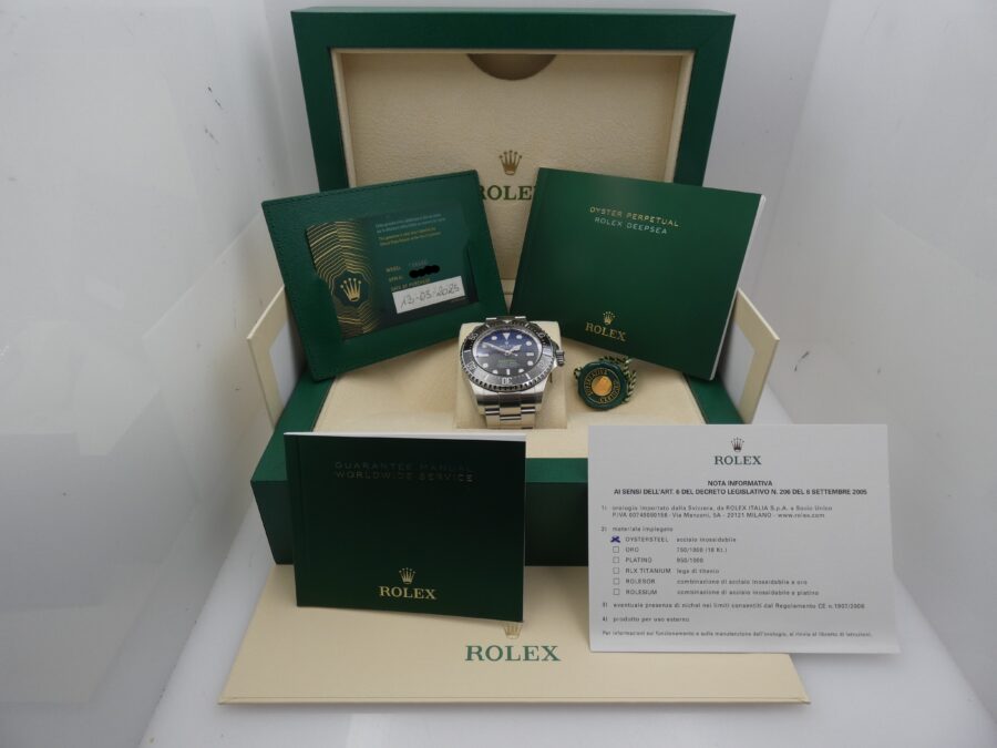 Rolex Sea-Dweller Deepsea James Cameron 136660 BOX&PAPERS Italia MARCH 2025 LIKE NEW With Some Stickers - immagine 12