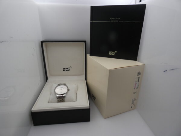 Montblanc Star Classique 108768 NEW BOX PAPERS & STICKERS Anno 2025 Braccialato