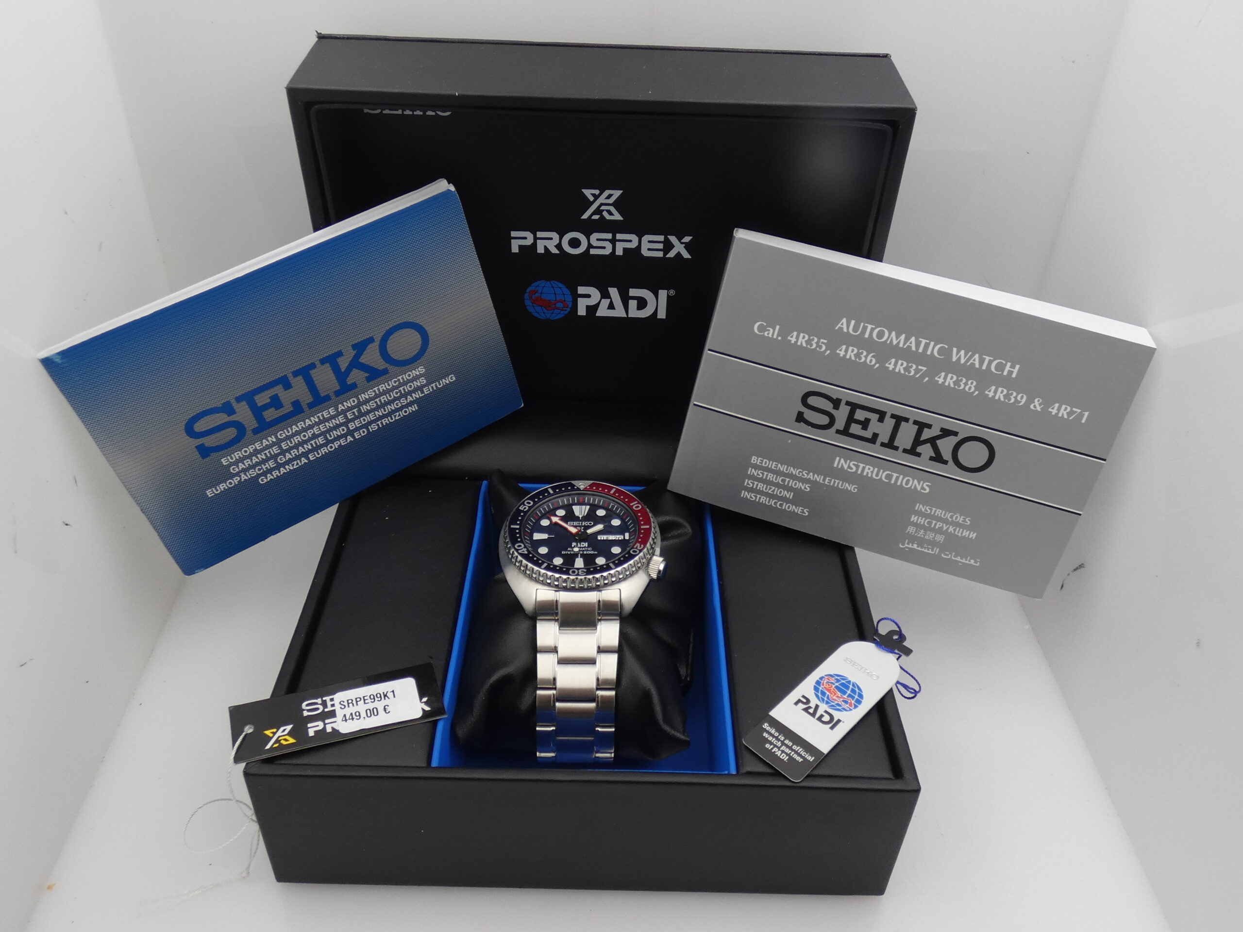 Seiko Prospex PADI Turtle Automatic Day-Date BOX&PAPERS Pepsi Bezel Anno 2024 Edizione Speciale - immagine 13
