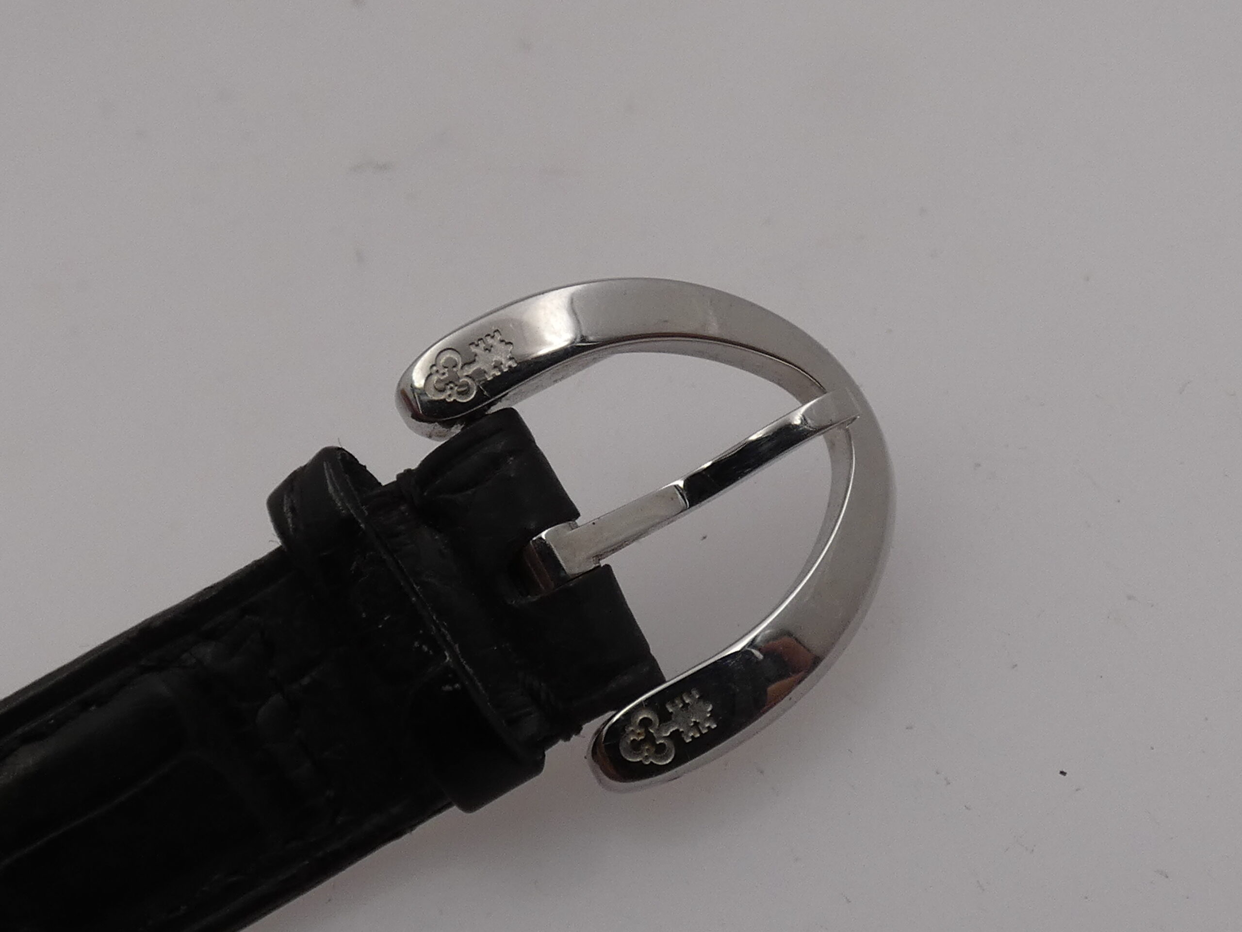 Corum Oval Bi-Time MOP DIAL Dual Crown 137.220.20 Acciaio ANNI 2000 For Ladies - immagine 13