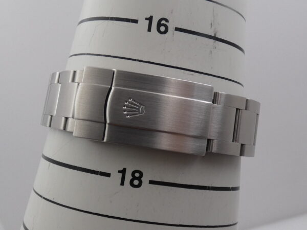 Rolex Oyster Perpetual 34 114200 SALMON DIAL WITH BOX & ROLEX SERVICE Top Condition