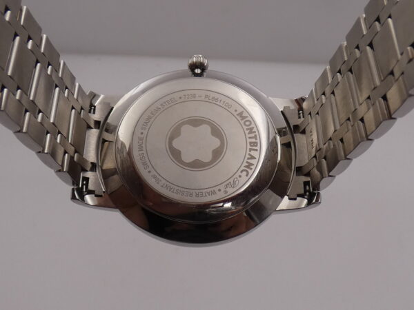 Montblanc Star Classique 108768 NEW BOX PAPERS & STICKERS Anno 2025 Braccialato