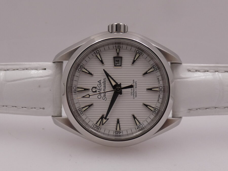 Omega Seamaster Aqua Terra Co-Axial 34mm With PAPERS Ottobre 2023 White Dial Automatico Acciaio TOP CONDITION For Ladies !!! - immagine 4