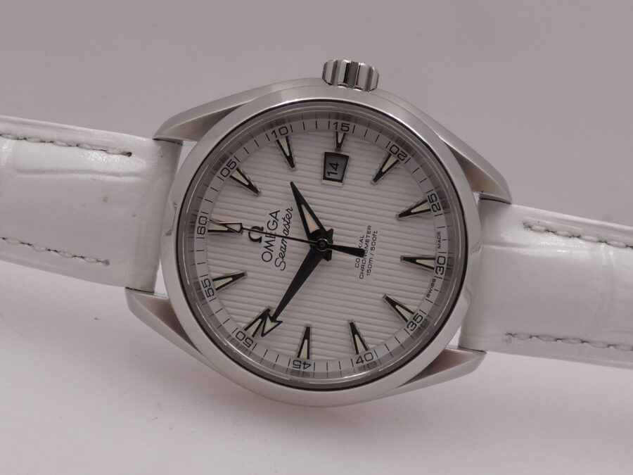 Omega Seamaster Aqua Terra Co-Axial 34mm With PAPERS Ottobre 2023 White Dial Automatico Acciaio TOP CONDITION For Ladies !!! - immagine 5