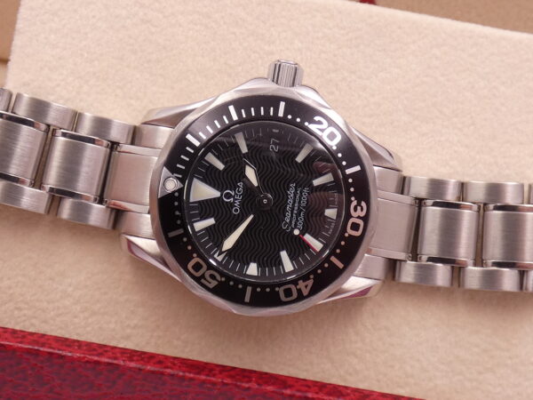 Omega Seamaster Professional 300m With PAPERS 2284.50.00 Anno 2020 Braccialato TOP For Ladies