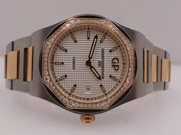 Girard Perregaux Laureato 34 Diamonds Bezel 0.82ct Acciaio & Oro Rosa 18Kt With PAPERS YEAR 2017 TOP CONDITION 56 Factory Diamonds FOR Ladies Ref. 80189D56A132-56A