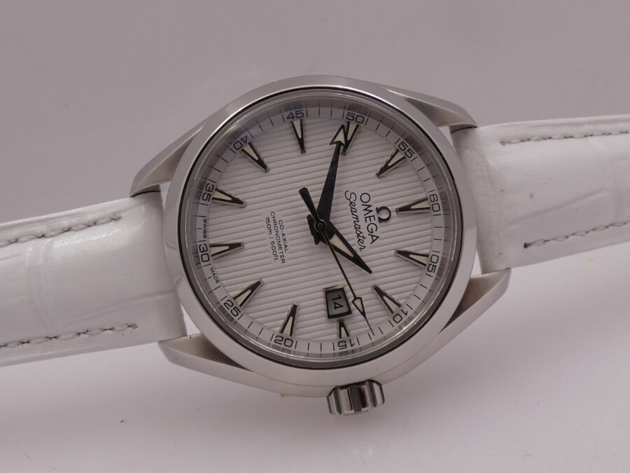 Omega Seamaster Aqua Terra Co-Axial 34mm With PAPERS Ottobre 2023 White Dial Automatico Acciaio TOP CONDITION For Ladies !!! - immagine 7