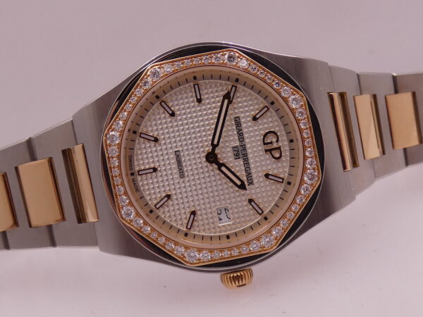 Girard Perregaux Laureato 34 Diamonds Bezel 0.82ct Acciaio & Oro Rosa 18Kt With PAPERS YEAR 2017 TOP CONDITION 56 Factory Diamonds FOR Ladies Ref. 80189D56A132-56A