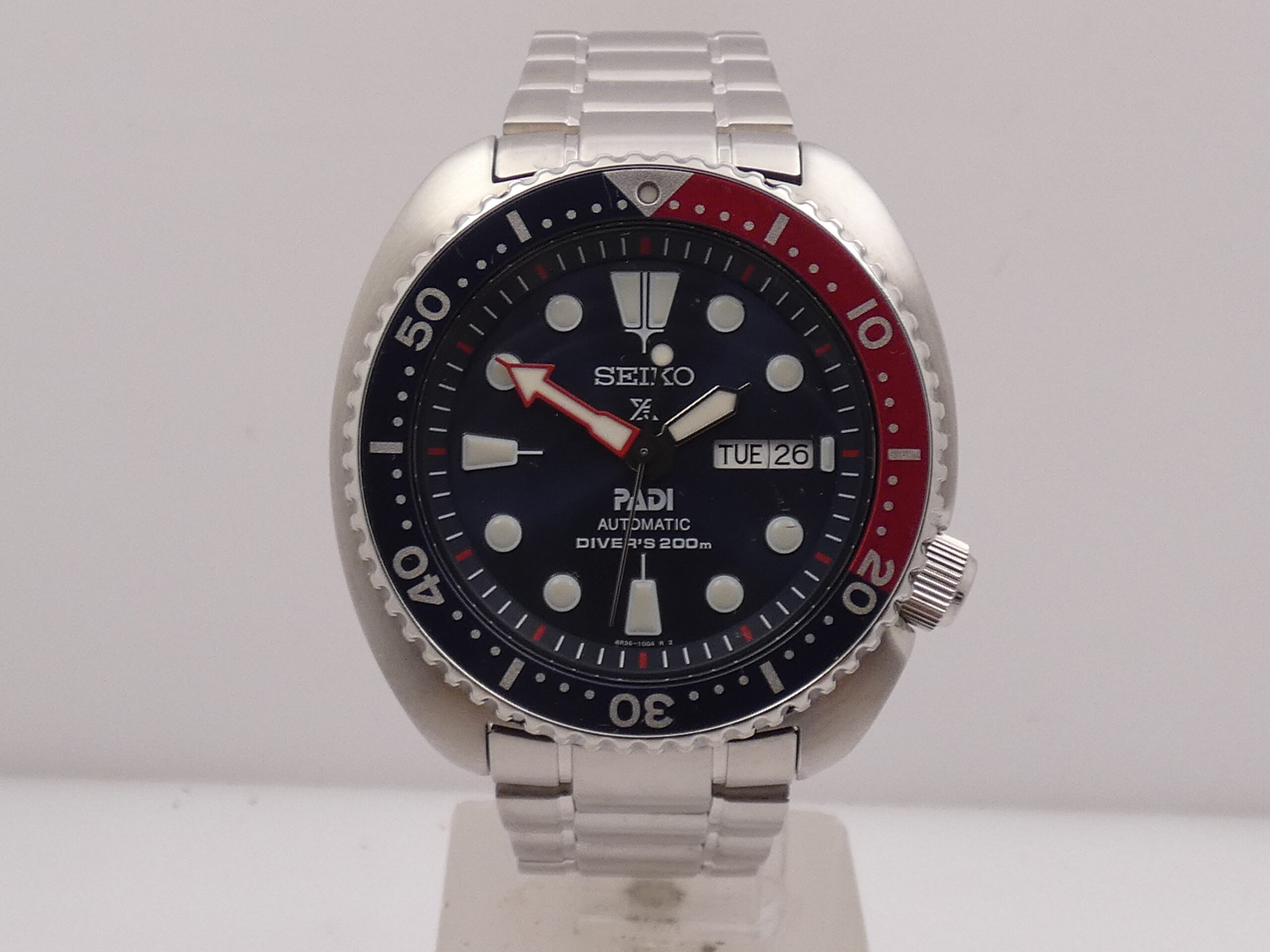 Seiko Prospex PADI Turtle Automatic Day-Date BOX&PAPERS Pepsi Bezel Anno 2024 Edizione Speciale - immagine 9