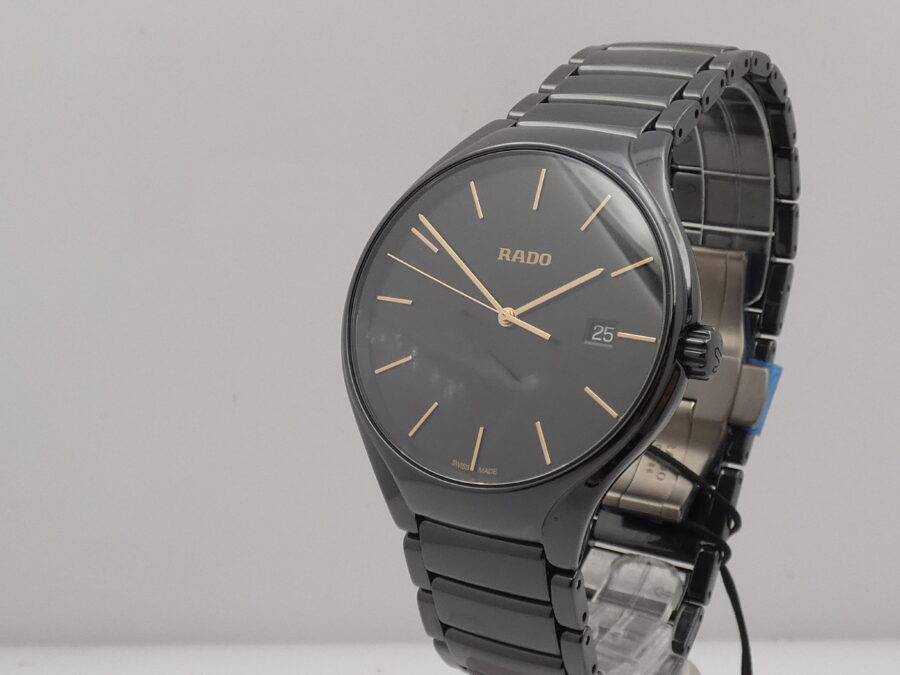Rado True NEW BOX PAPERS & STICKERS Ceramica & Titanio Anno 2025 Mai Indossato Ref. R27238162 - immagine 9