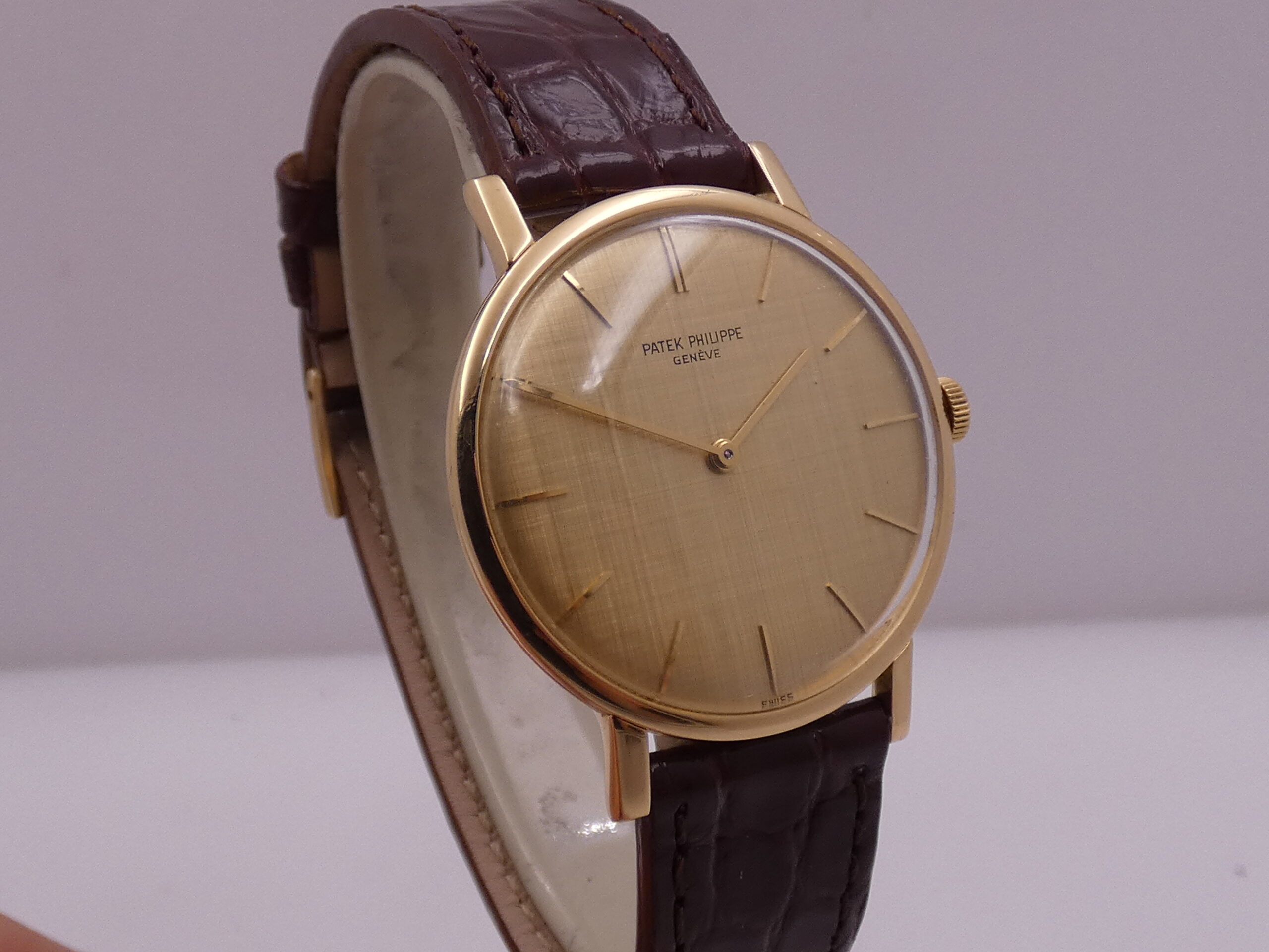 Patek Philippe Calatrava 3426 Oro Massiccio18Kt Texured Dial ANNO 1965 Manuale Vintage - immagine 9