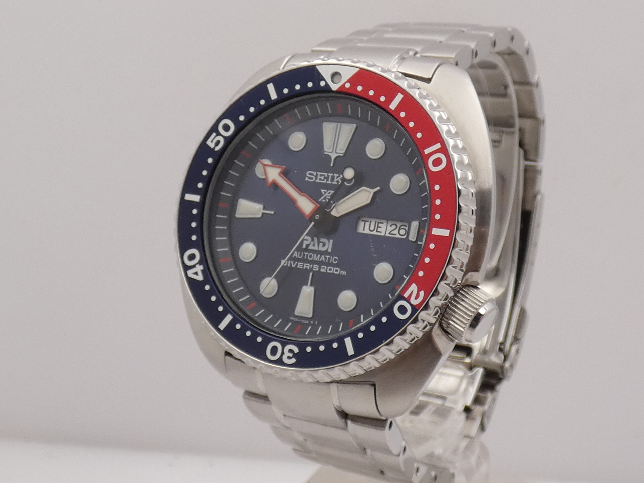 Seiko Prospex PADI Turtle Automatic Day-Date BOX&PAPERS Pepsi Bezel Anno 2024 Edizione Speciale - immagine 10
