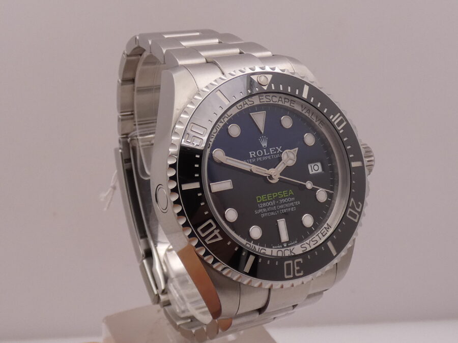 Rolex Sea-Dweller Deepsea James Cameron 136660 BOX&PAPERS Italia MARCH 2025 LIKE NEW With Some Stickers - immagine 10