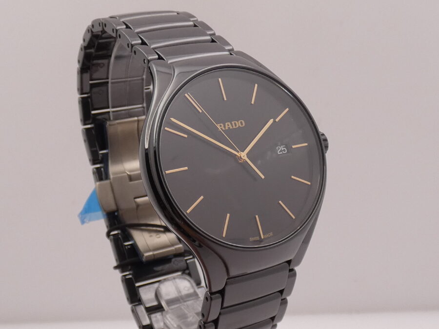 Rado True NEW BOX PAPERS & STICKERS Ceramica & Titanio Anno 2025 Mai Indossato Ref. R27238162 - immagine 10