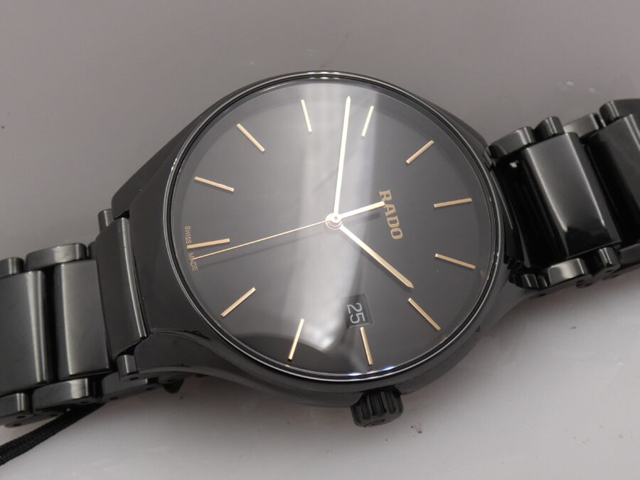 Rado True NEW BOX PAPERS & STICKERS Ceramica & Titanio Anno 2025 Mai Indossato Ref. R27238162 - immagine 11